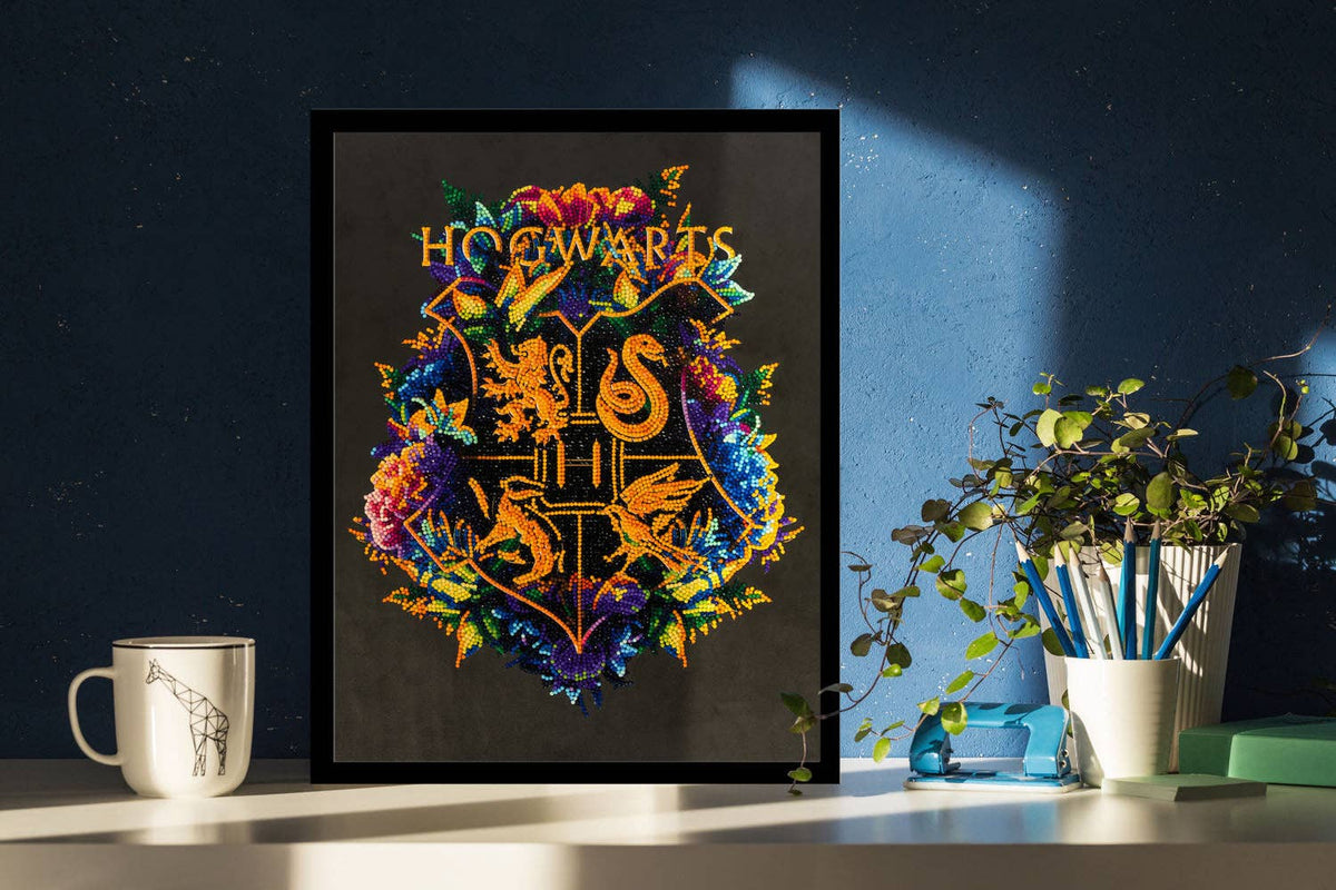 HOGWARTS™ CREST