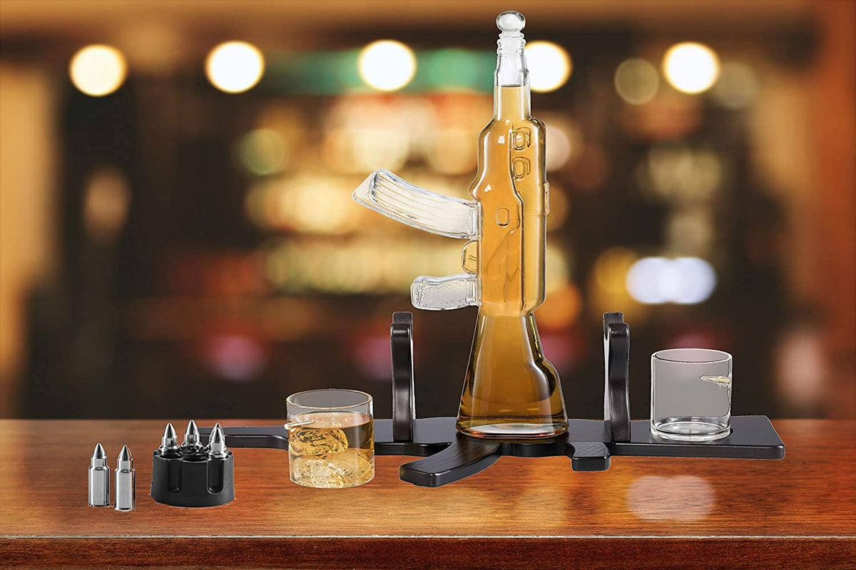 Bezrat Gun Decanter With 2 Glasses