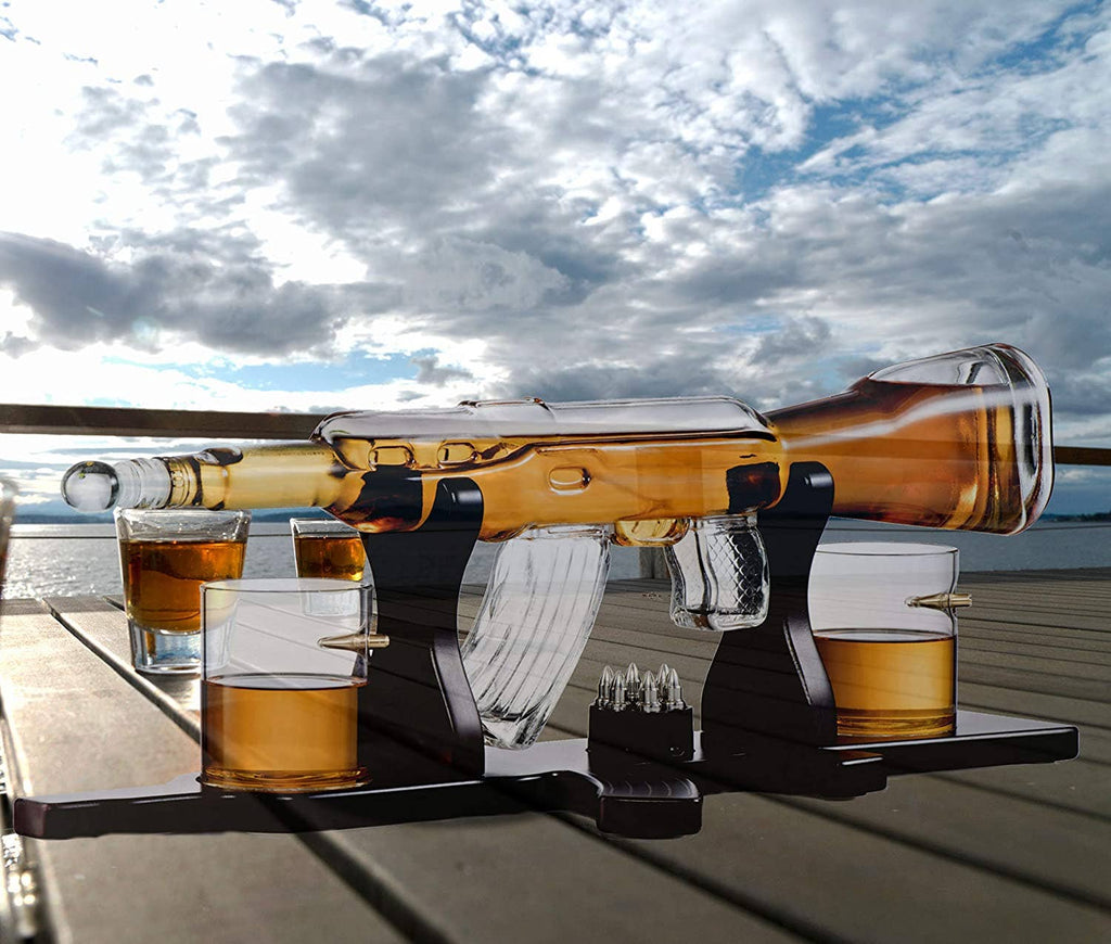 Bezrat Gun Decanter With 2 Glasses