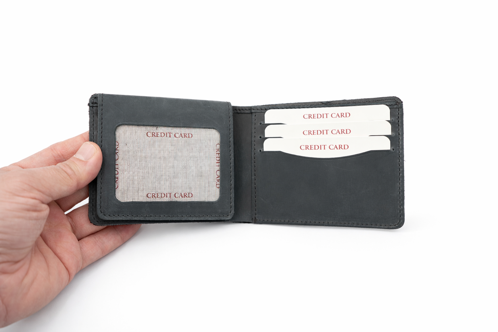 Men’s Full-Grain Crazy Leather Bifold Wallet with ID Window